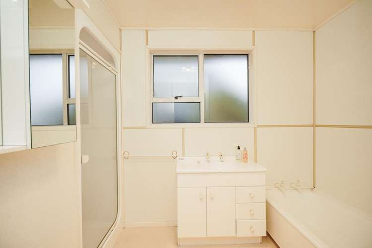 61 Racecourse Road Glengarry_18