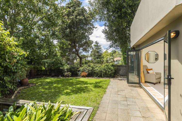 1/69 Waiatarua Road Remuera_3