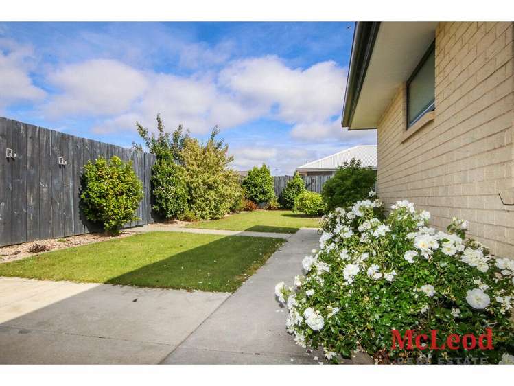 40 Braebrook Drive Netherby_13