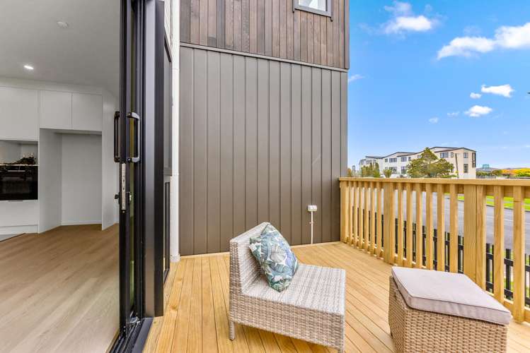 88 Hutchinsons Road Bucklands Beach_14