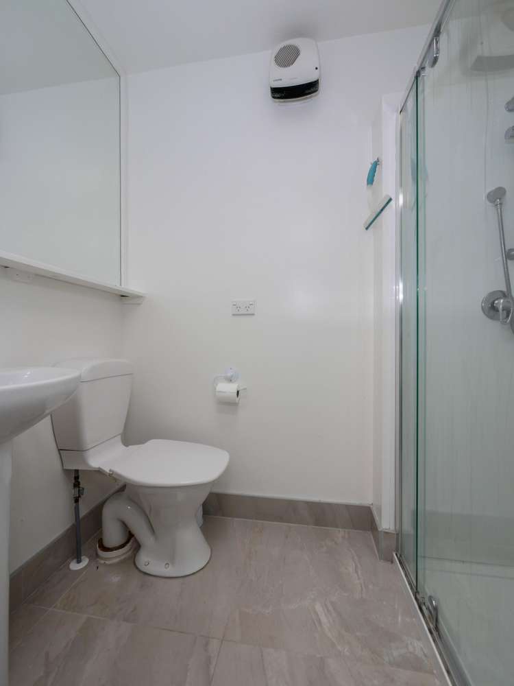 1 Crown Street North East Valley_16