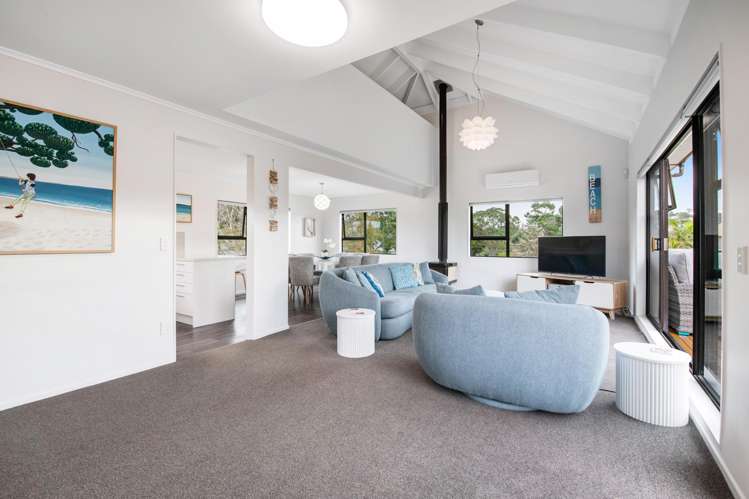 43 Langton Road Stanmore Bay_32