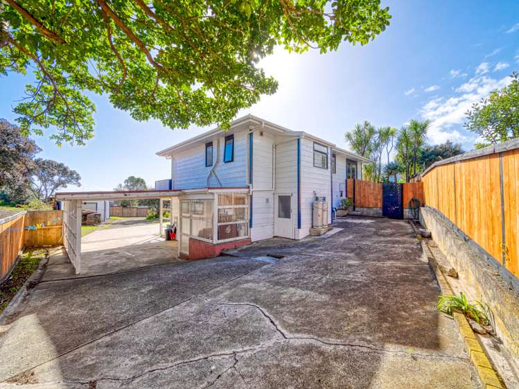 10 Waianga Place Omapere_24