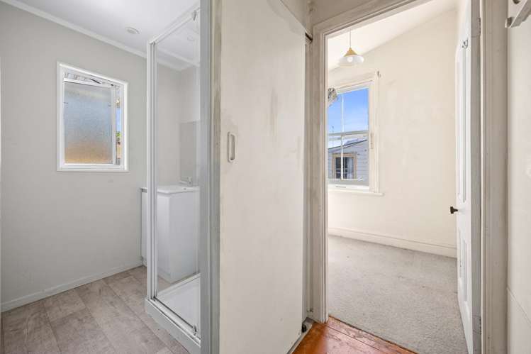2 Raleigh Street Mount Eden_15
