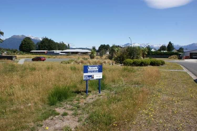 17 Motu-Au Close Manapouri_1