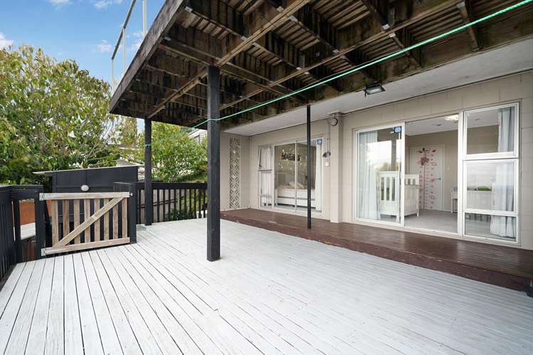 229 Golf Road Titirangi_21