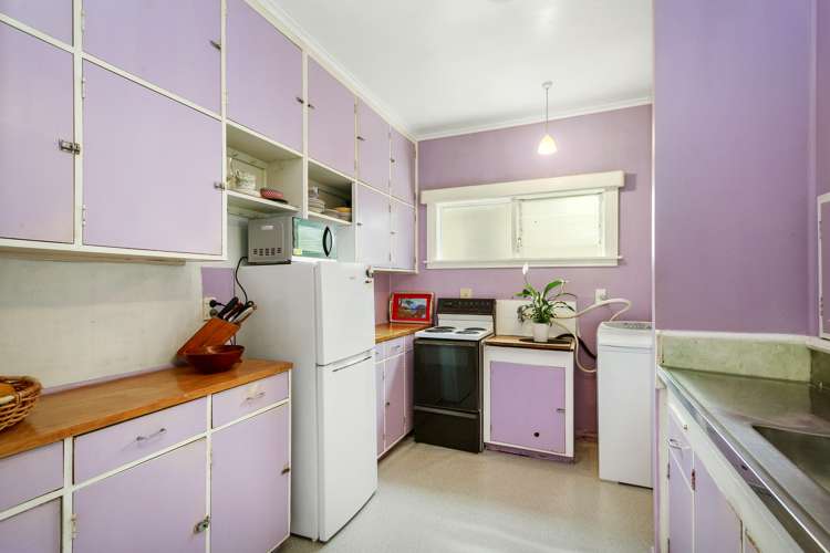 24 Lincoln Avenue Tawa_5