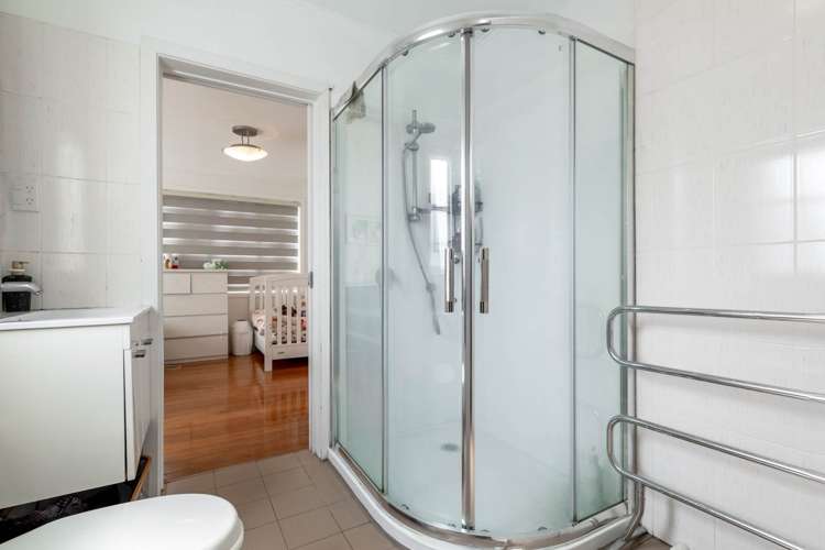 23 Ropata Avenue Point England_11