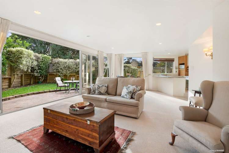 56 Turama Road Royal Oak_3