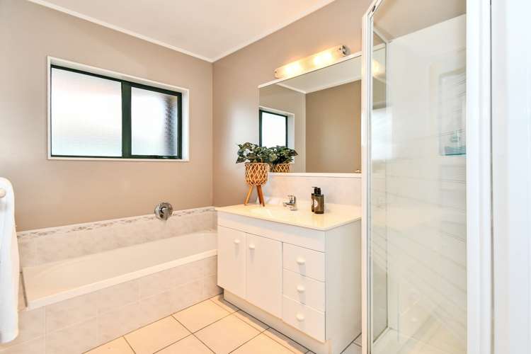 91 Rushgreen Avenue Pahurehure_18