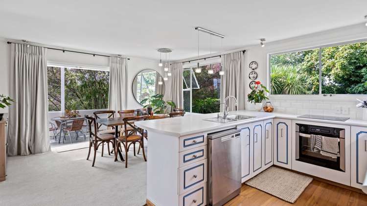 20 Sunset Street Hilltop_7