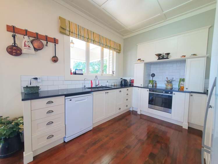 117 Edward Street Thames_29