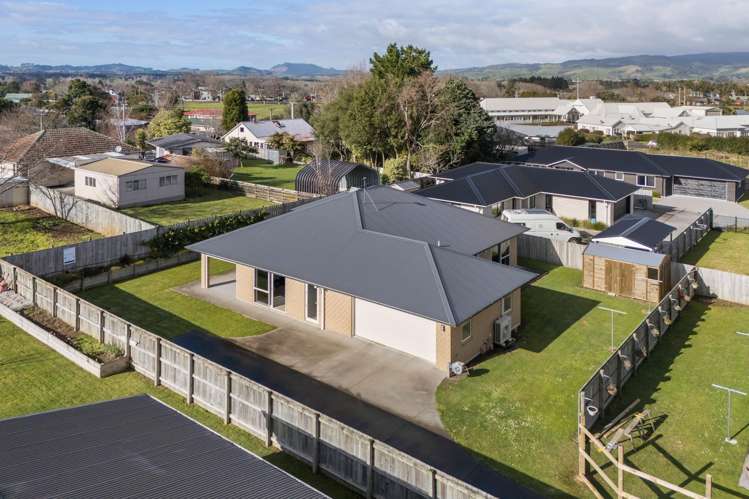 8B Carrick Robertson Place Waihi_23
