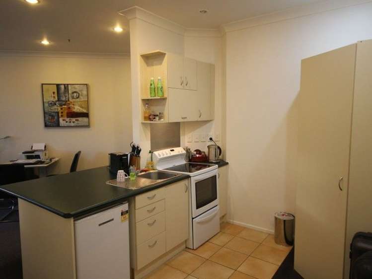 7e/120 The Terrace Wellington Central_4