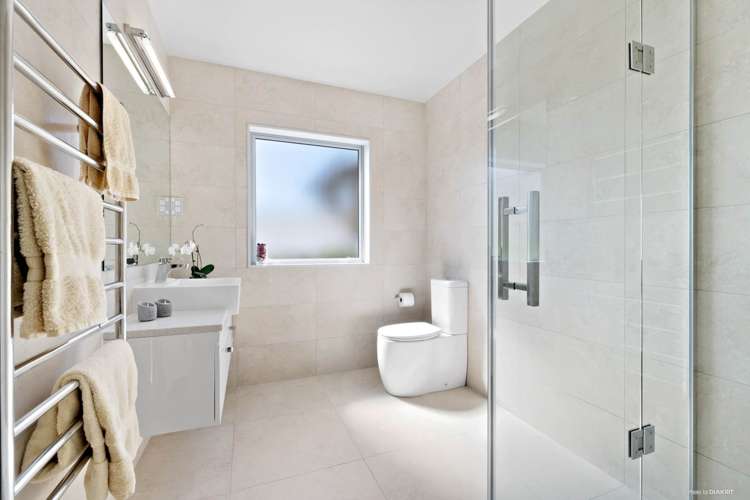 15 Bella Vista Drive Gulf Harbour_13