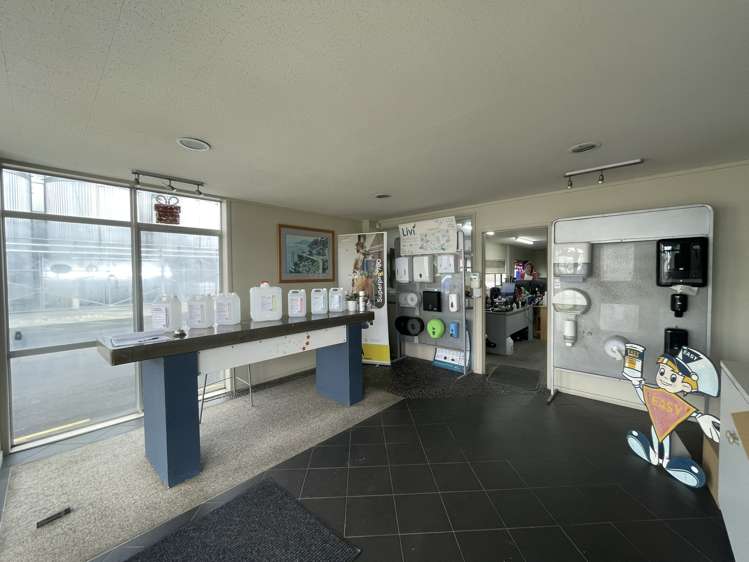 9-10/298 Neilson Street Onehunga_13