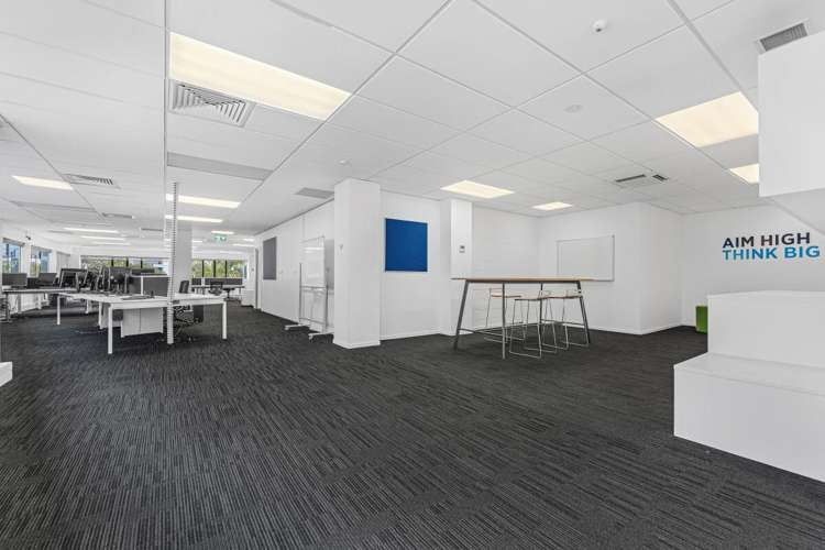 132 Hurstmere Road Takapuna_13