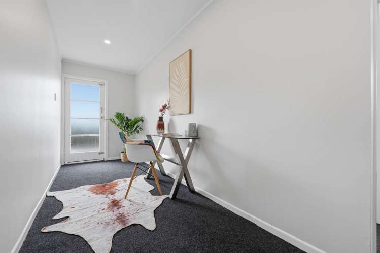 14 Felton Mathew Avenue St Johns_16