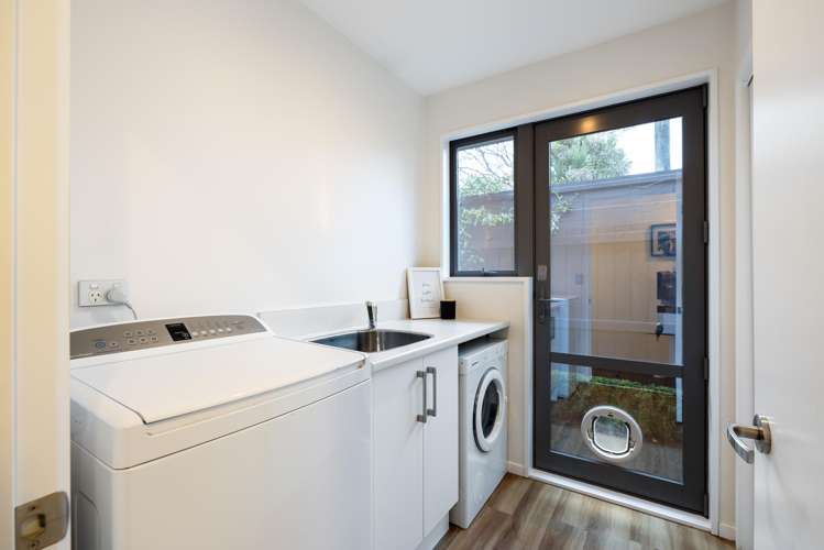 36 Brookside Terrace Bryndwr_13