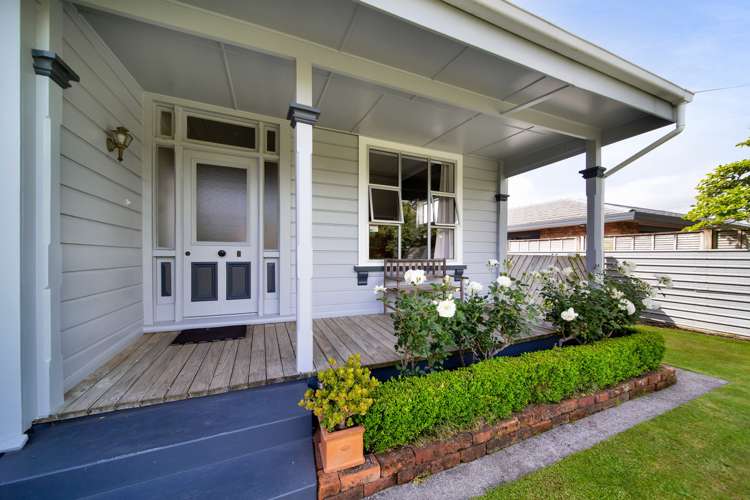 55 Camberwell Road Hawera_23