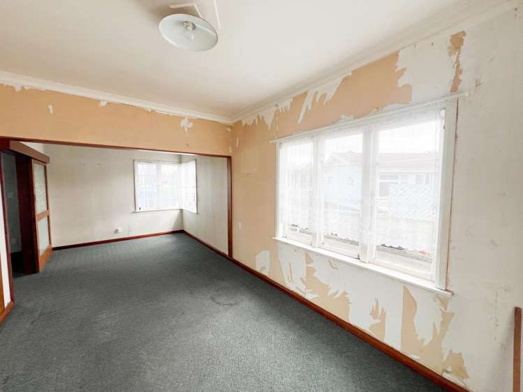 37 Christian Street Dannevirke_18