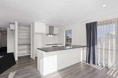 25 Sandhill Drive_2
