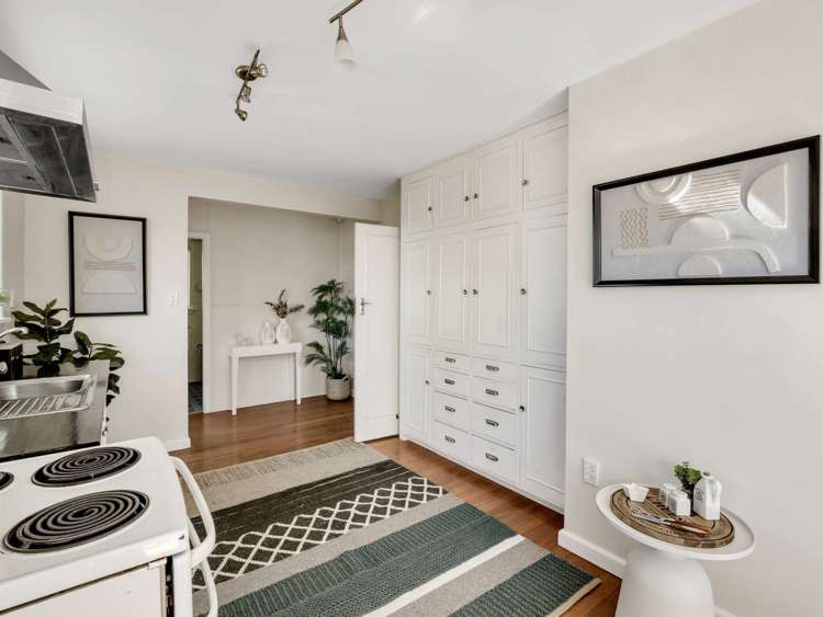 64 Joy Street Shirley_8