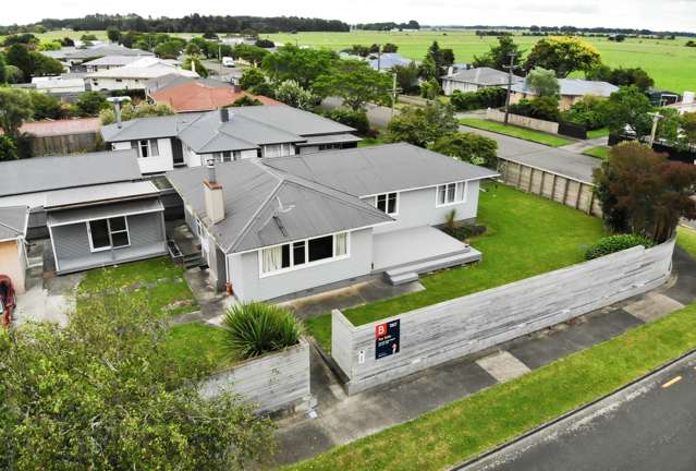 2 Tararua Terrace Cloverlea_1