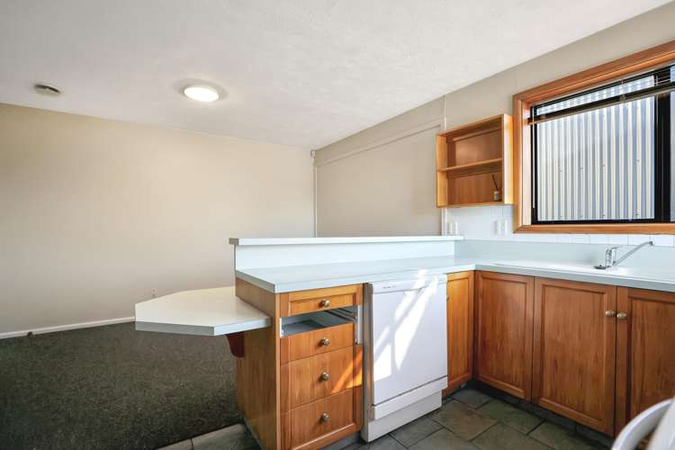 17 Mona Square Ashburton_10