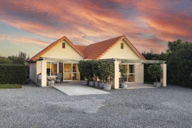 34 Amberley Beach Road_4