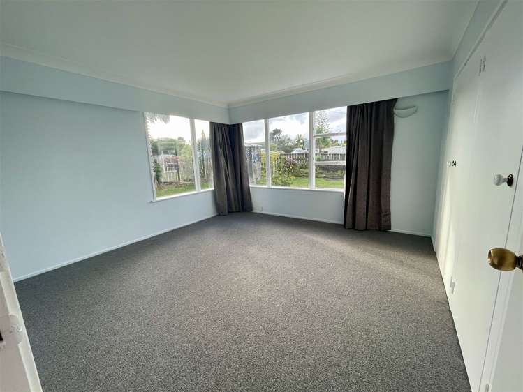 165 Te Atatu Road Te Atatu South_19