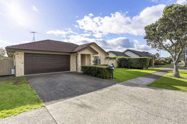 11 Blackwood Drive Wattle Downs_1