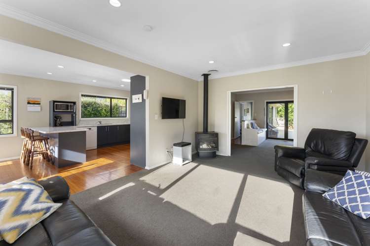 62 Raumati Road Raumati Beach_3