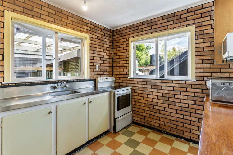 17 Taupo Street Green Bay_9