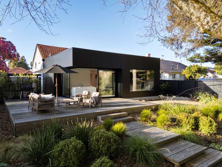 60 Jellicoe Drive Hamilton East_24