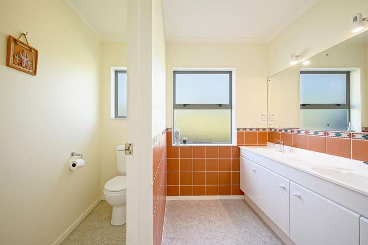 2 Burgundy Park Avenue Henderson_24