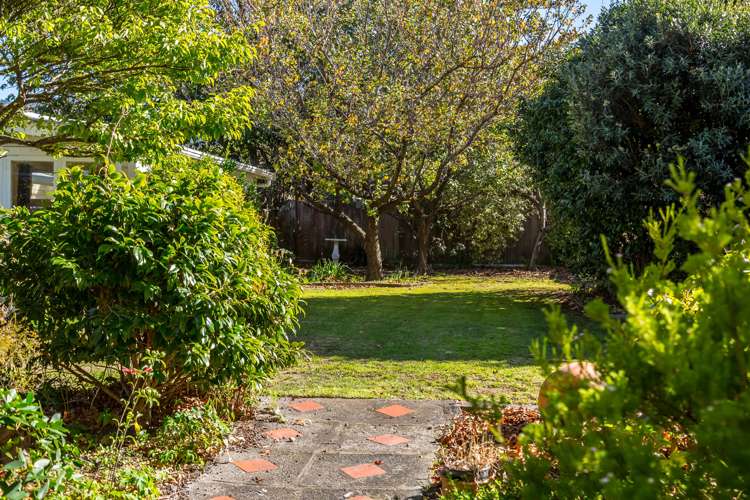 12 Lyon Street Featherston_24