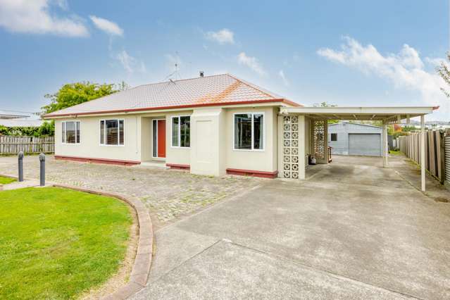 36 Racecourse Road Waipukurau_1