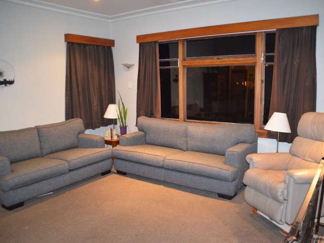 46 Luxmoore Road Waimataitai_1