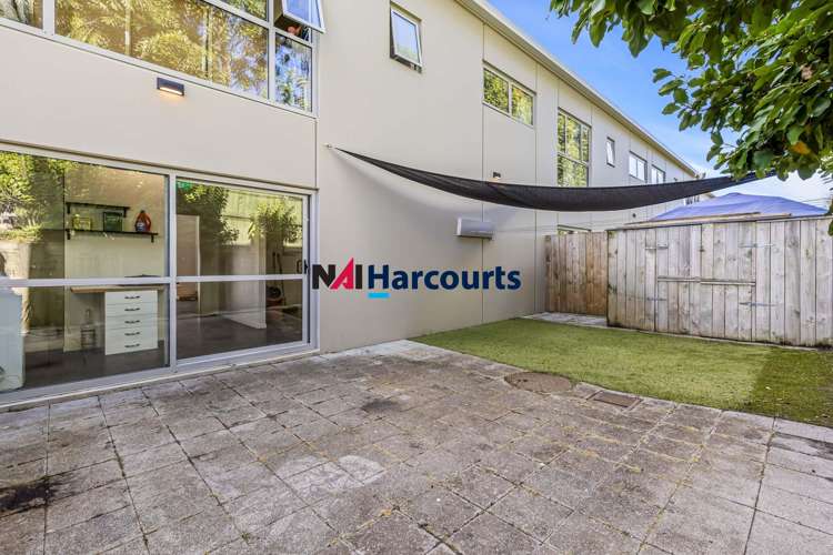 21/45 Karepiro Drive Stanmore Bay_12