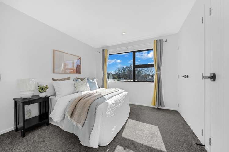 2/13 Grove Lane Pakuranga Heights_11