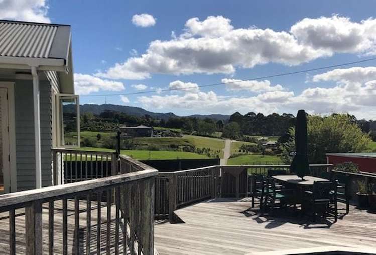 71 Shaw Road Oratia_1