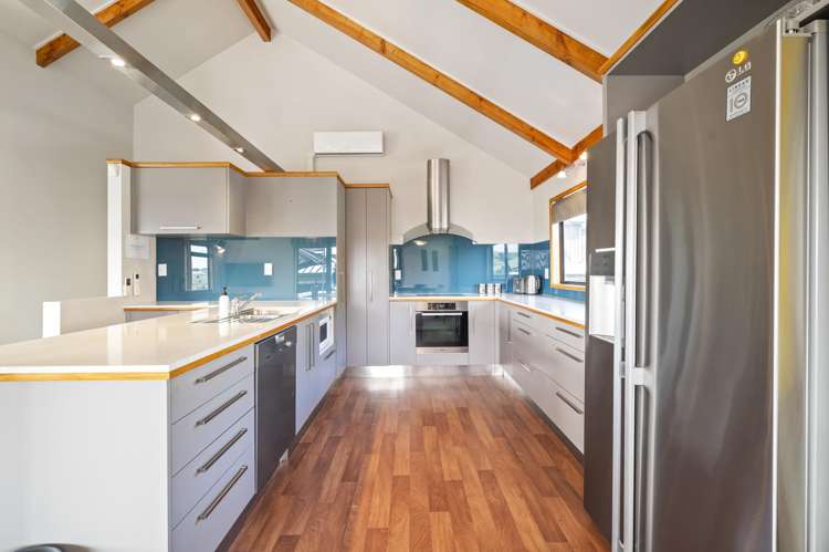 1/11 Krissell Place Acacia Bay_8