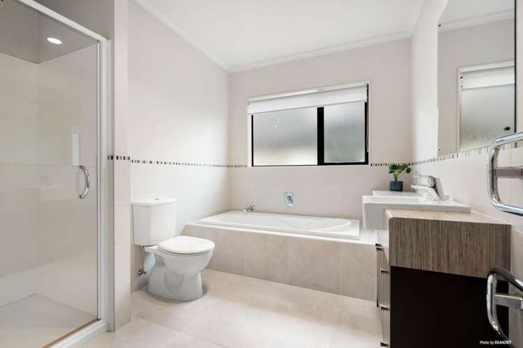 2 Solstone Place Flat Bush_8
