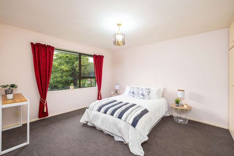 12 De Bloge Place Burwood_6