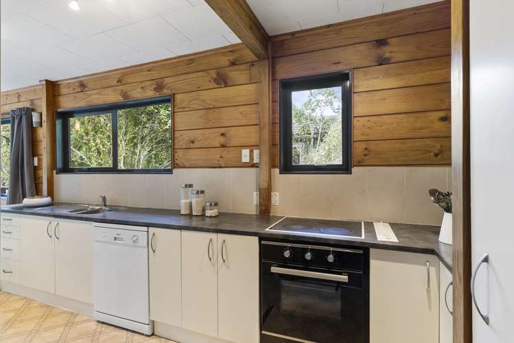37 Oteha Valley Road Northcross_6