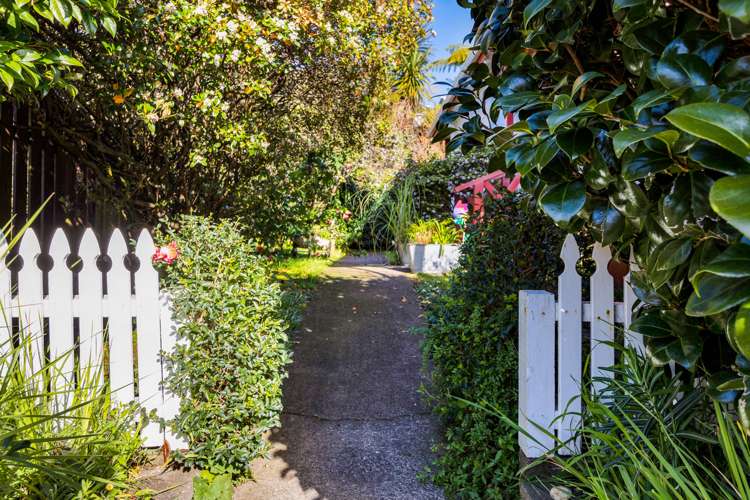 2/19 Kenmore Street Westown_1