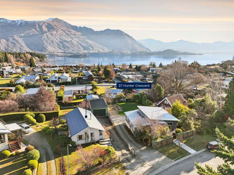 37 Hunter Crescent_0