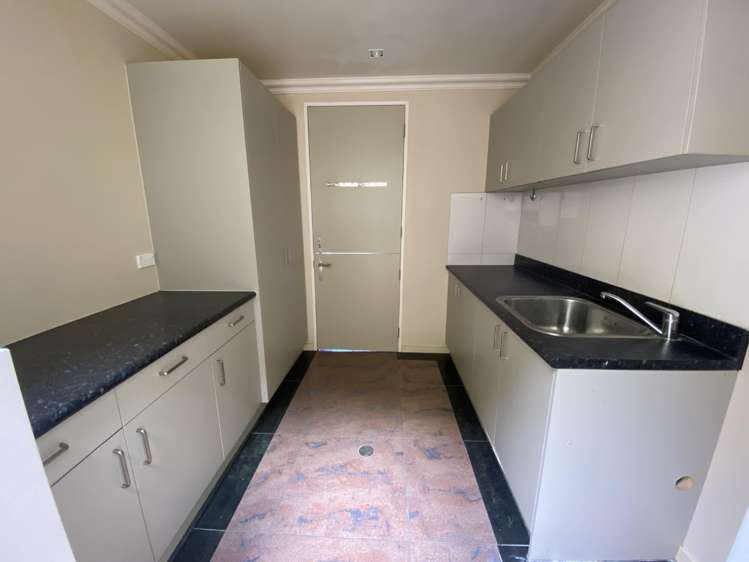 19 Bunker Way Strathmore Park_20