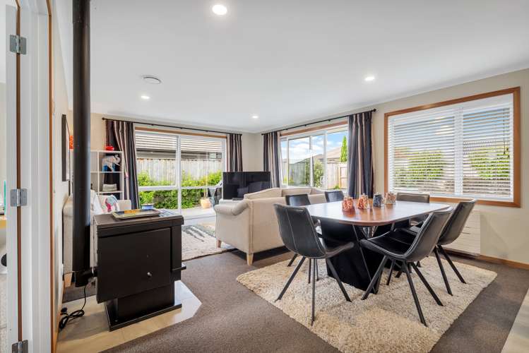 49 Curtis Street Stoke_6